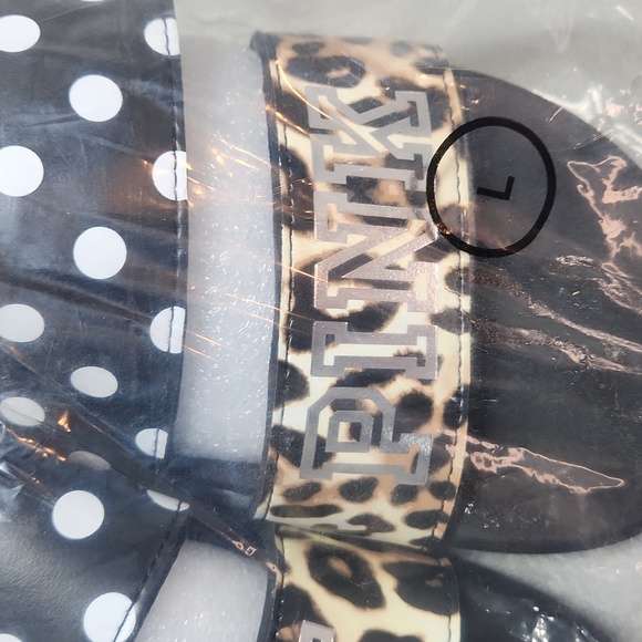 Victoria Secret Pink Sliders - Picture 4 of 5